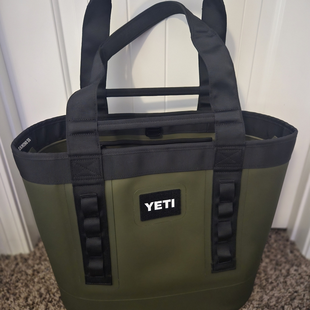 YETI Camino 35 Olive Green